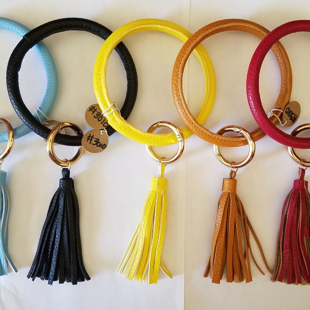 Key Chain Bangle with Tassel